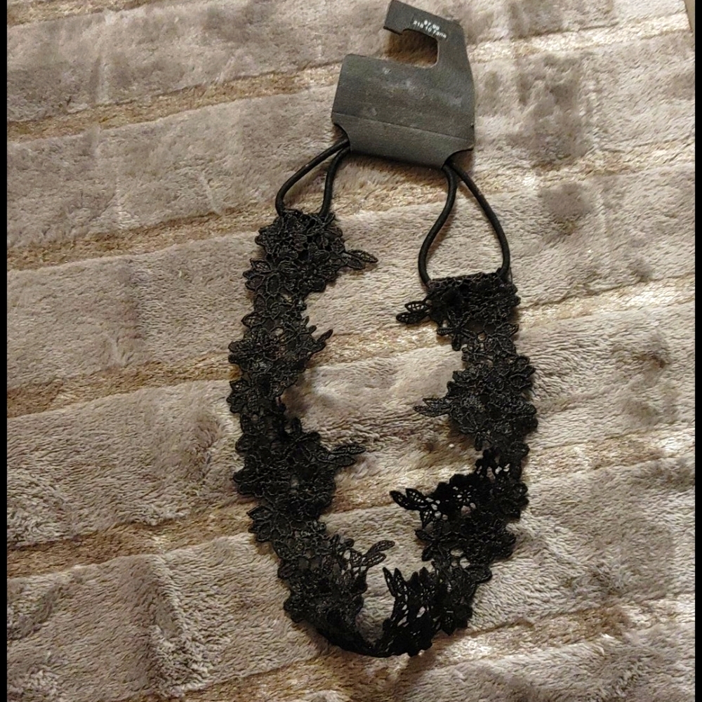 Black lace headband